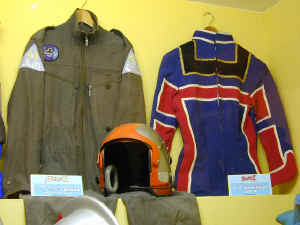 uniform1.jpg (131424 �o�C�g)
